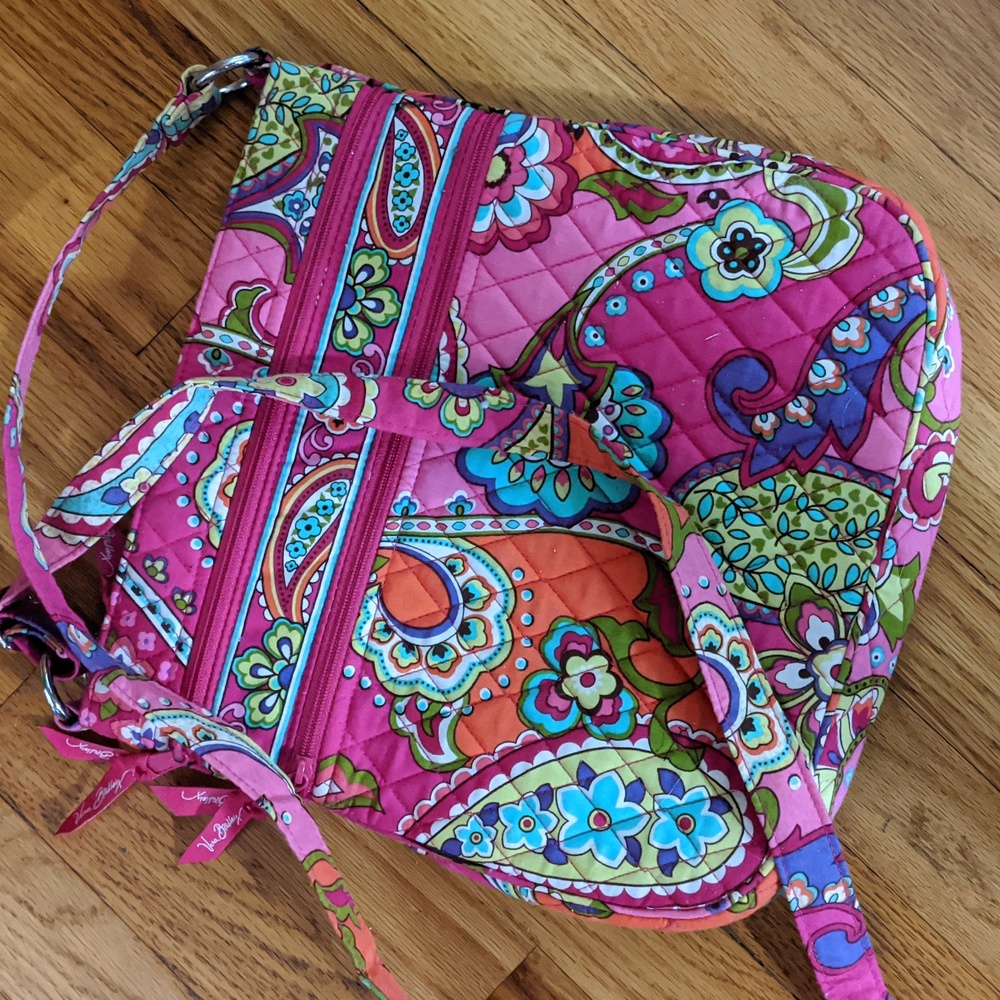 Vera Bradley crossbody Paisley floral